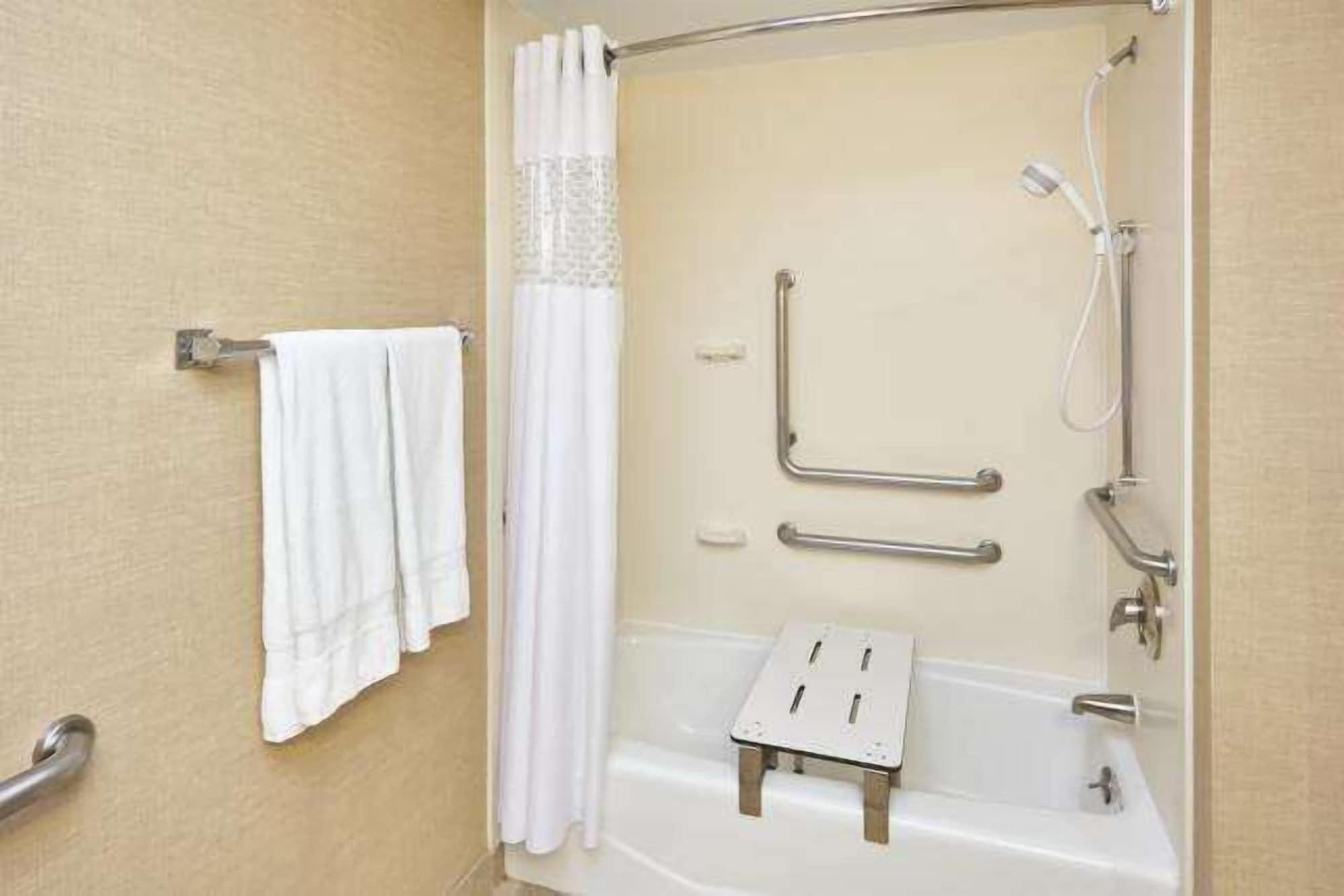 Hampton Inn East Peoria Eksteriør bilde